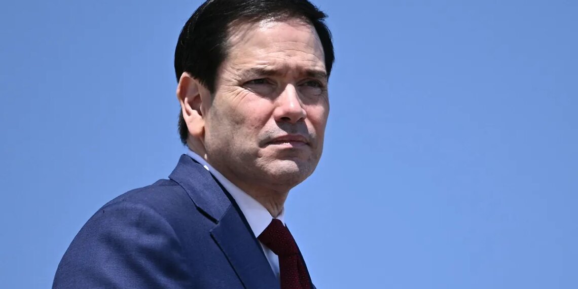 El "halcón domesticado" Marco Rubio: sancionado azote de China al que cambiaron el apellido para que pudiera acompañar a Trump a Pekín