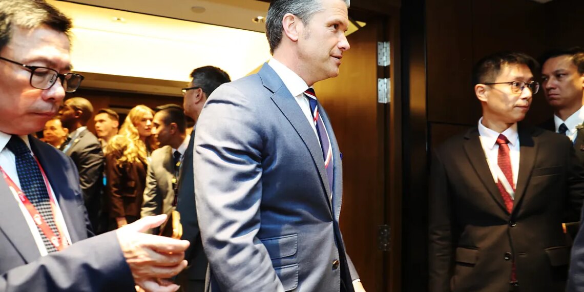 Hegseth suaviza su tono hacia China, pero reafirma el compromiso militar de EEUU con sus aliados del Pacífico