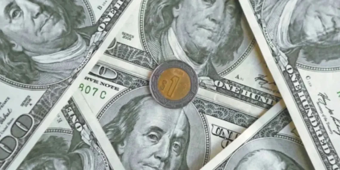 Incertidumbre global golpea al peso mexicano