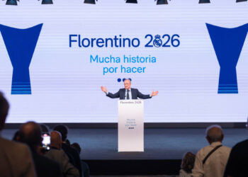 Las propuestas de Florentino: 'Bernabéu Infinito', reventa... y Negreira