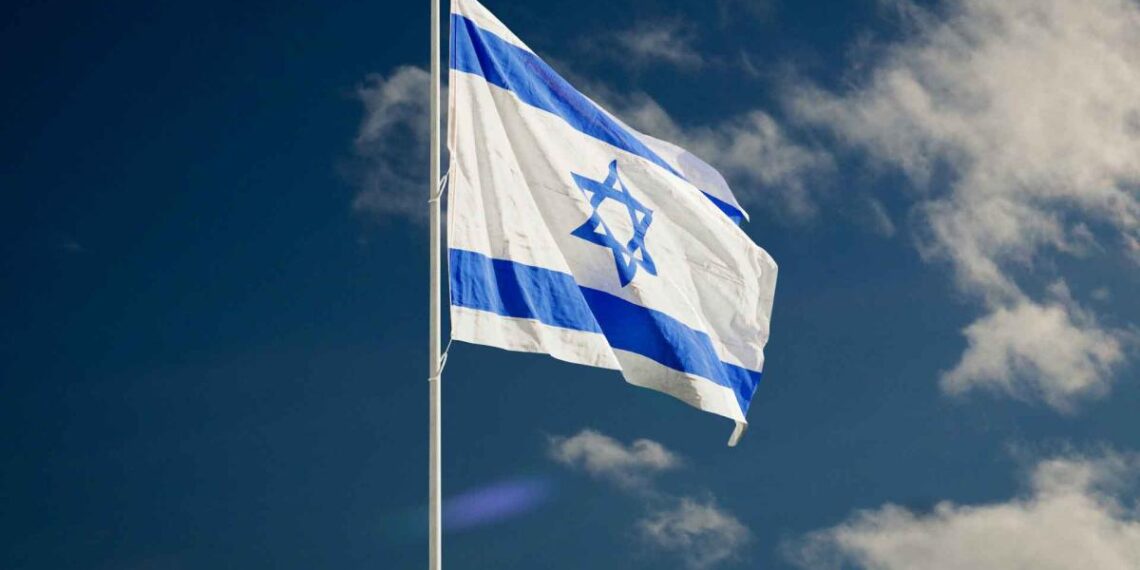 Israel está dispuesto a desplegar "toda la fuerza aérea" contra Irán: Ejército