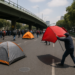 Quitan maestros de la CNTE bloqueo en Circuito Interior