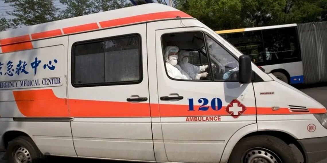 Al menos 82 personas mueren por una explosión en una mina en el centro de China