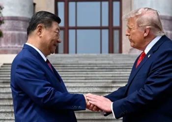 Trump le dice a Xi "es un honor ser tu amigo" durante su encuentro en Pekín