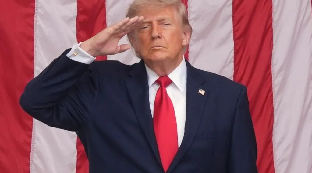 El médico de Trump asegura que el presidente goza de "excelente" salud, pero debe bajar de peso