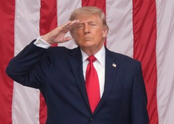 El médico de Trump asegura que el presidente goza de "excelente" salud, pero debe bajar de peso