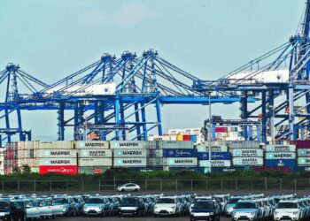 México diversifica sus exportaciones automotrices al mundo
