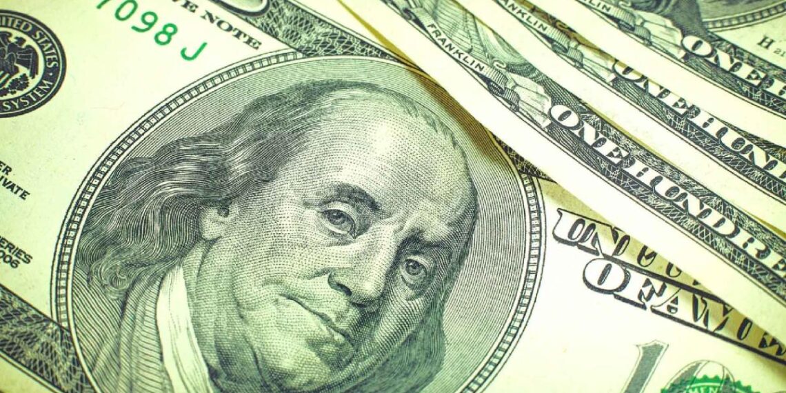 Peso mexicano se deprecia frente al dólar tras nueva amenaza de Trump a Irán