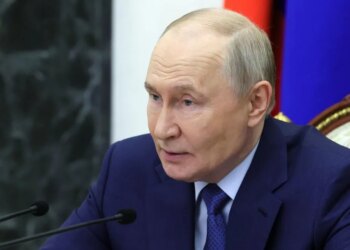 Putin anuncia una visita al presidente chino Xi Jinping apenas unos días después del viaje de Trump a Pekín