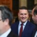Dimite el ministro de Sanidad británico, Wes Streeting, para plantar cara al 'premier' Starmer