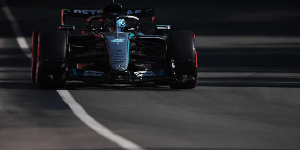 Russell resucita, Sainz brilla y Alonso pasa del cielo al infierno