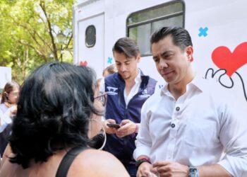 Felipe Macías acerca servicios de salud preventiva con jornadas