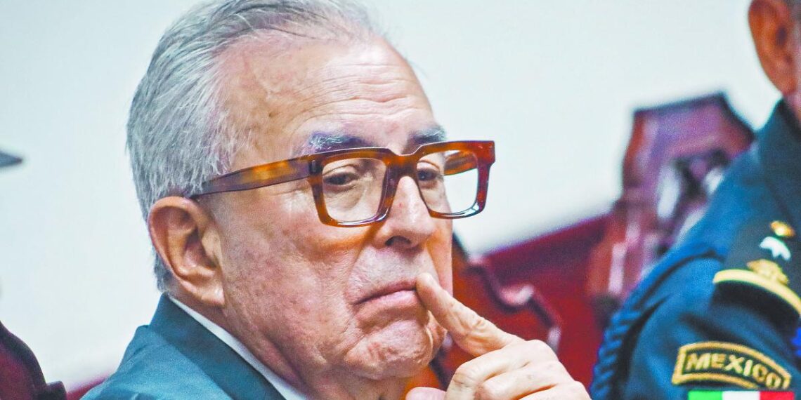 Sistema financiero bloquea recursos a Rocha Moya y su hijo