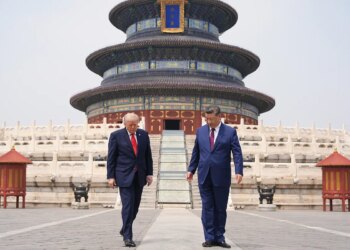 Trump y Xi escenifican en Pekín la convivencia estratégica entre dos superpotencias rivales en la nueva era del G-2