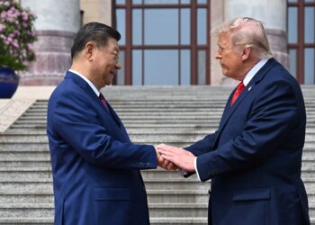 Xi Jinping despliega toda su pompa imperial para recibir a Trump en la cumbre del nuevo orden mundial: "Debemos encontrar la manera correcta de llevarnos bien"