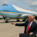 Trump exhibe el nuevo Air Force One, un Boeing valorado en 400 millones de dólares