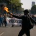 Refuerzan a la CNTE hasta con explosivos
