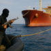 Ataque a barcos es tonta violación de cese al fuego.- Trump