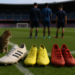 Botas con mensaje: las tres fechas de Messi, las dos banderas de Lamine, un plátano en el pie de Pedri...