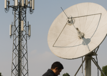CRT aprovecha las dudas de Televisa y Movistar para replantear el registro móvil