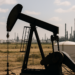Precios del petróleo caen; se acercan a sus niveles de antes de la guerra en Irán