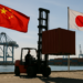 El régimen de China suma medidas contra Japón: amplió los controles de exportación a sus empresas