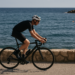 Chris Froome probará su 'molinillo' sobre el agua en un reto benéfico por el Mediterráneo