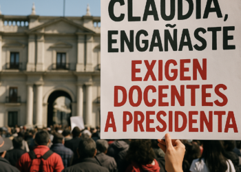 'Claudia, mentiste', reclaman maestros a Presidenta en BC