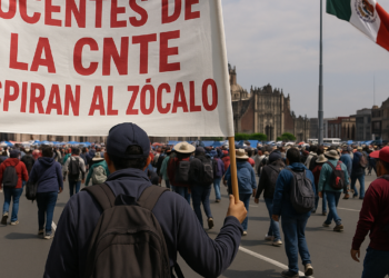 Buscan maestros de la CNTE llegar al Zócalo