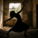The body in revolt: the strange tie between dance and horror