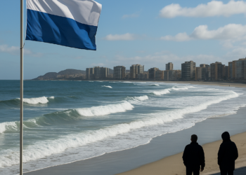 El latido blanquiazul costasoleño acompañará al Funes Buque