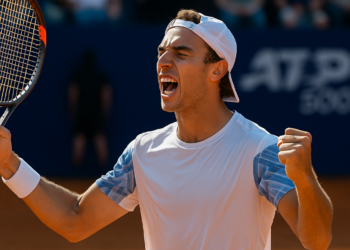 Francisco Cerúndolo conquista el torneo de Queen's, su primer ATP 500
