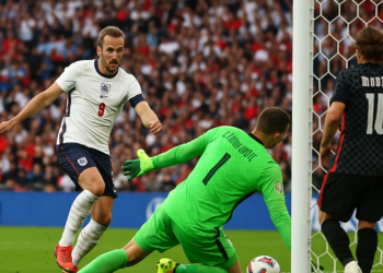 Con doblete de Kane, Inglaterra vence 4-2 a Croacia en su debut en el Mundial 2026