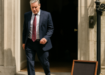 El primer ministro británico, Keir Starmer, anuncia dimisión; se anticipa traspaso de poder ordenado