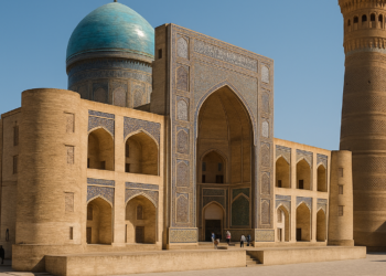 Kulapat Yantrasast to Lead 2027 Bukhara Biennial in Uzbekistan