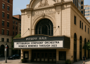 Pittsburgh Symphony extends Manfred Honeck's contract through 2033