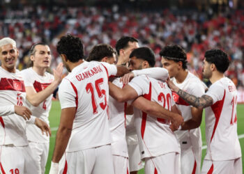 A la Turquía de Güler se le caen los 'golers': superiores y listos para el Mundial