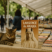 Asistentes a la feria del libro de Madrid.