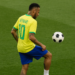 Neymar debuta en su cuarto Mundial