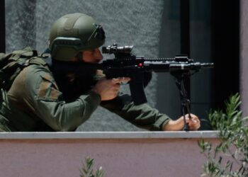 Nuevas operaciones de Israel en el sur del Líbano tras dos amenazas del grupo terrorista Hezbollah dentro de la zona de seguridad
