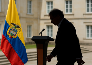 Petro, suspendido de forma provisional como presidente hasta después de las elecciones