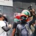 Cocluye sin acuerdos reunión entre la CNTE y el gobierno federal; maestros irrumpen en oficinas de la SEP