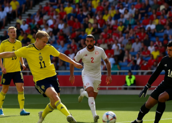 Muestra Suecia músculo y golea 5-1 a Túnez