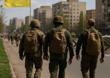 Ucrania impulsa los salarios y el reclutamiento extranjero en una gran reforma militar