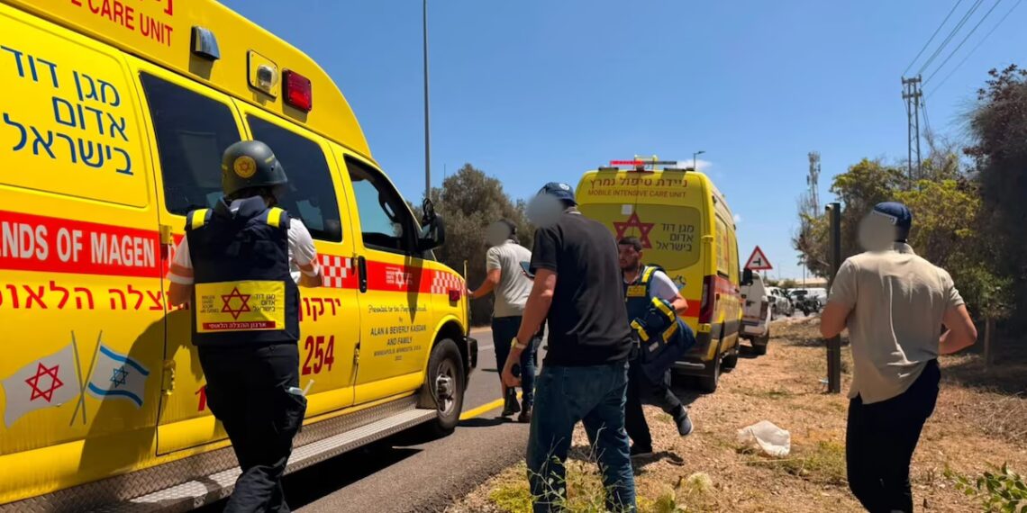 Al menos un muerto y cuatro heridos en un ataque terrorista en el centro de Israel