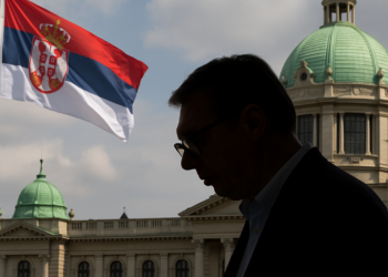 El presidente de Serbia, Aleksandar Vucic, anunció que renunciará en unas semanas en medio de la creciente crisis