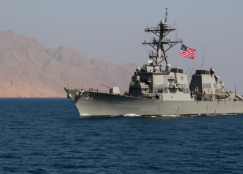 Estados Unidos lanzó una nueva ola de ataques contra Irán: bombardeó objetivos de Teherán en el estrecho de Ormuz