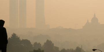 Alerta en Madrid y Ávila por el humo de los incendios activos: “Deterioro de la calidad del aire”