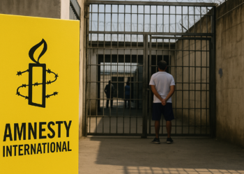 Amnistía Internacional denuncia cientos de muertes en cárceles salvadoreñas bajo régimen de excepción