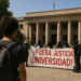 Entregan aspirantes de la UNAM pliego petitorio a Rectoría